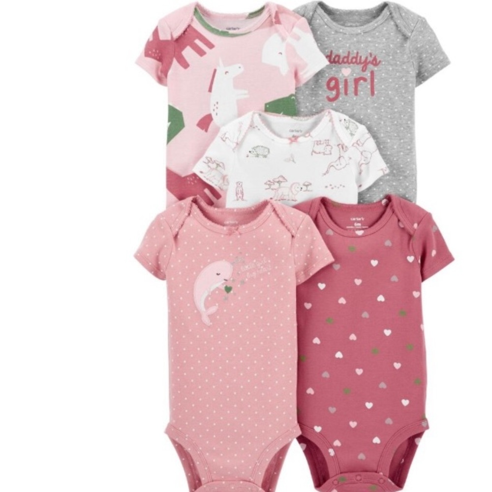 Newborn Baby Bundle!!! 4 short sleeve onesies Carter’s💜(White one not available